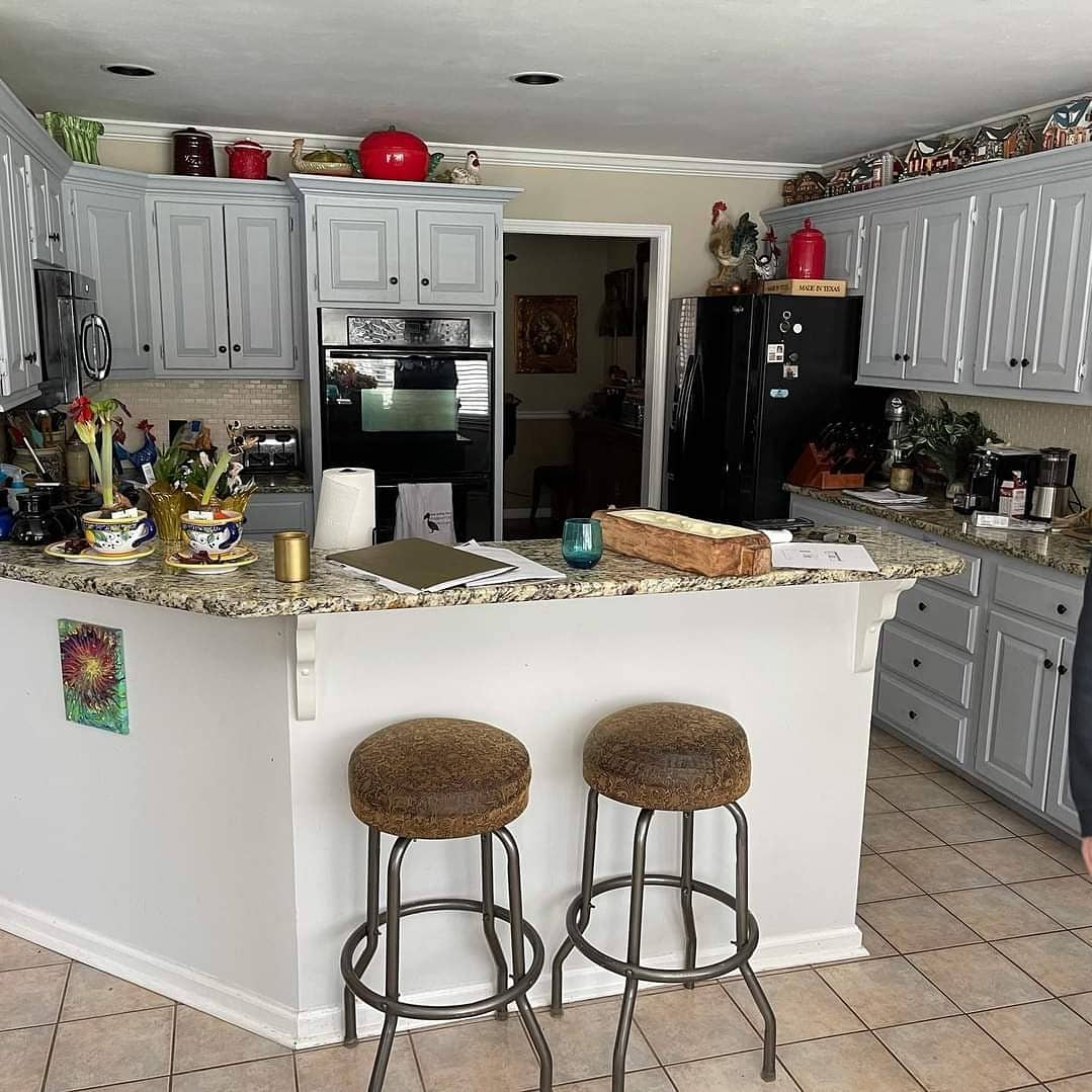 DHarvey3k's tweet photo. Beautiful Kitchen remodel done by @BashRemodeling
#contractorsofinsta #roofing #atl #atlanta #flooring #kitchencabinets #backyarddesign #backyarddecks #sidinginstaller #tilefloor #bathroomremodel #housepainting #windows #kitchenremodel #insurancespecialist #bashremodeling https://t.co/qyrXB0tp4k