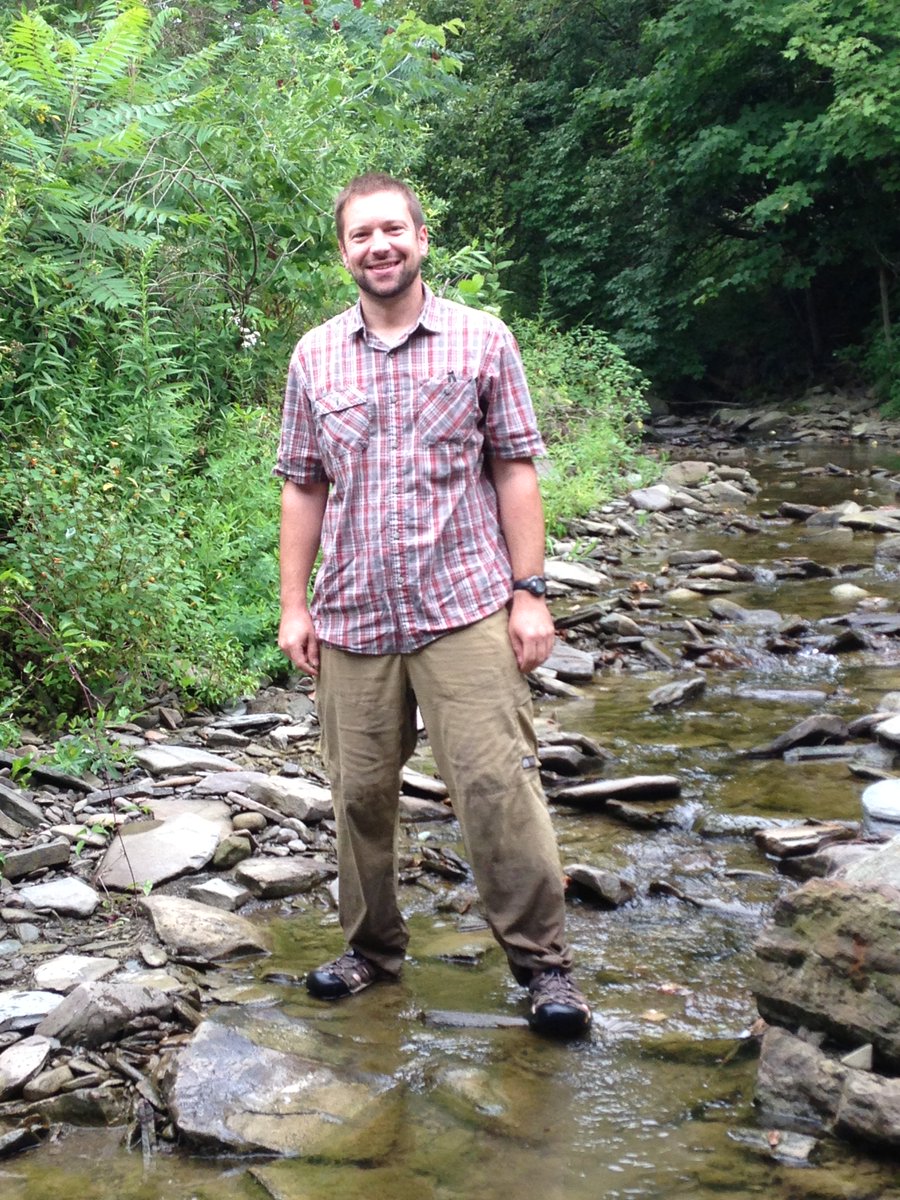 Our next #scientistoftheweek is Dr Steven Goldsmith, associate prof @geoenv_nova who focuses on human impacts to water quality, including #roadsalts, #fracking, #agriculture, and #geohealth! @stevegpa10 #environmentalscience #fieldwork goldsmithenvironmental.com