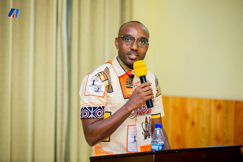 akezanet's tweet photo. Ce projet une période 3 ans et sera mise en œuvre par @africalia, @MenyaMedia et ADISCO-MDE
#akezanet #lesbeautesdecheznous #PASACC #Culture #Burundi https://t.co/Fh5gsR1jkY