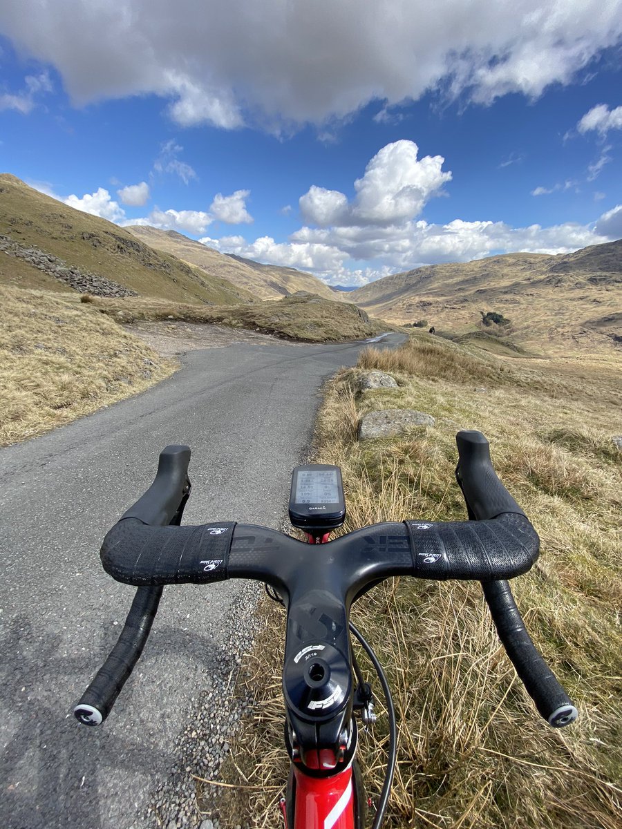 chrisBRFCmorris's tweet photo. The views of The Lake District on yesterday’s hilly @EpicEventsLTD Lakeland Loop were superb. Great to be riding events with @1TeamWindmill again 💪🚵‍♂️💙 #cycling #lakedistrict https://t.co/2pRqxdLTyL