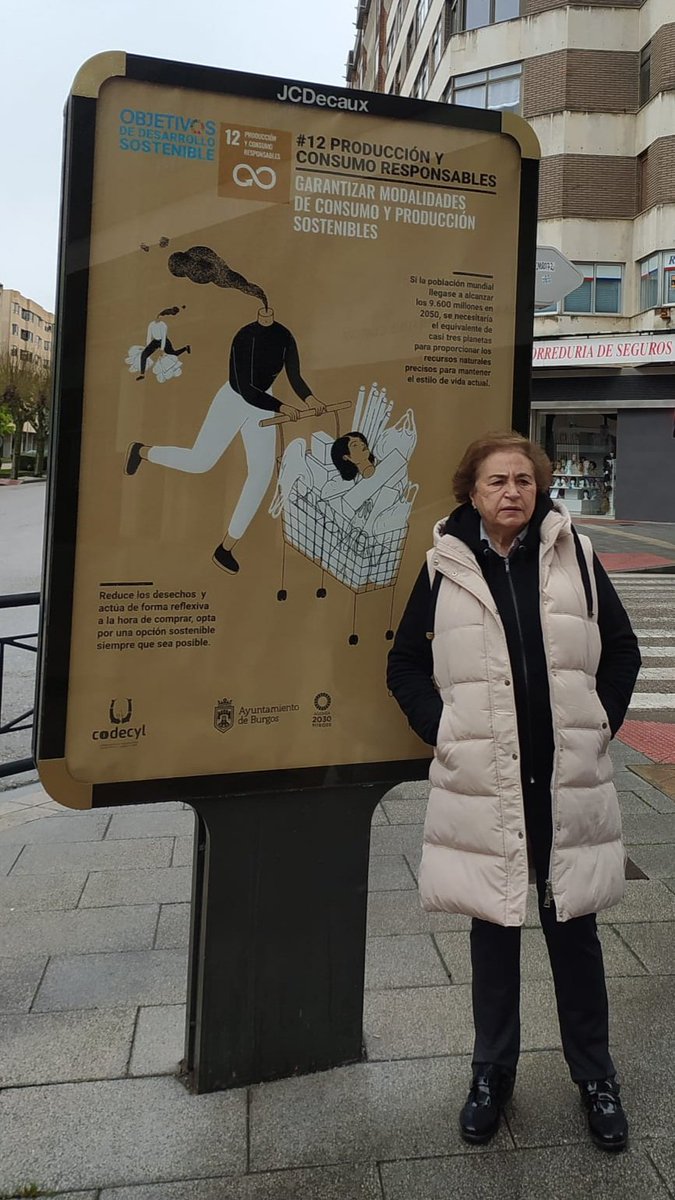 Nuestra voluntaria Teresa de <a href="/Entreculturas/">Entreculturas</a> visitando los mupis de los #ODS #Agenda2030 que las ONGDs de <a href="/BurgosSolidaria/">Burgos Solidaria</a> <a href="/Coodecyl/">Coordinadora Organizaciones para el Desarrollo CyL</a> hemos instalado en la ciudad de Burgos <a href="/Aytoburgos/">Ayuntamiento de Burgos</a>