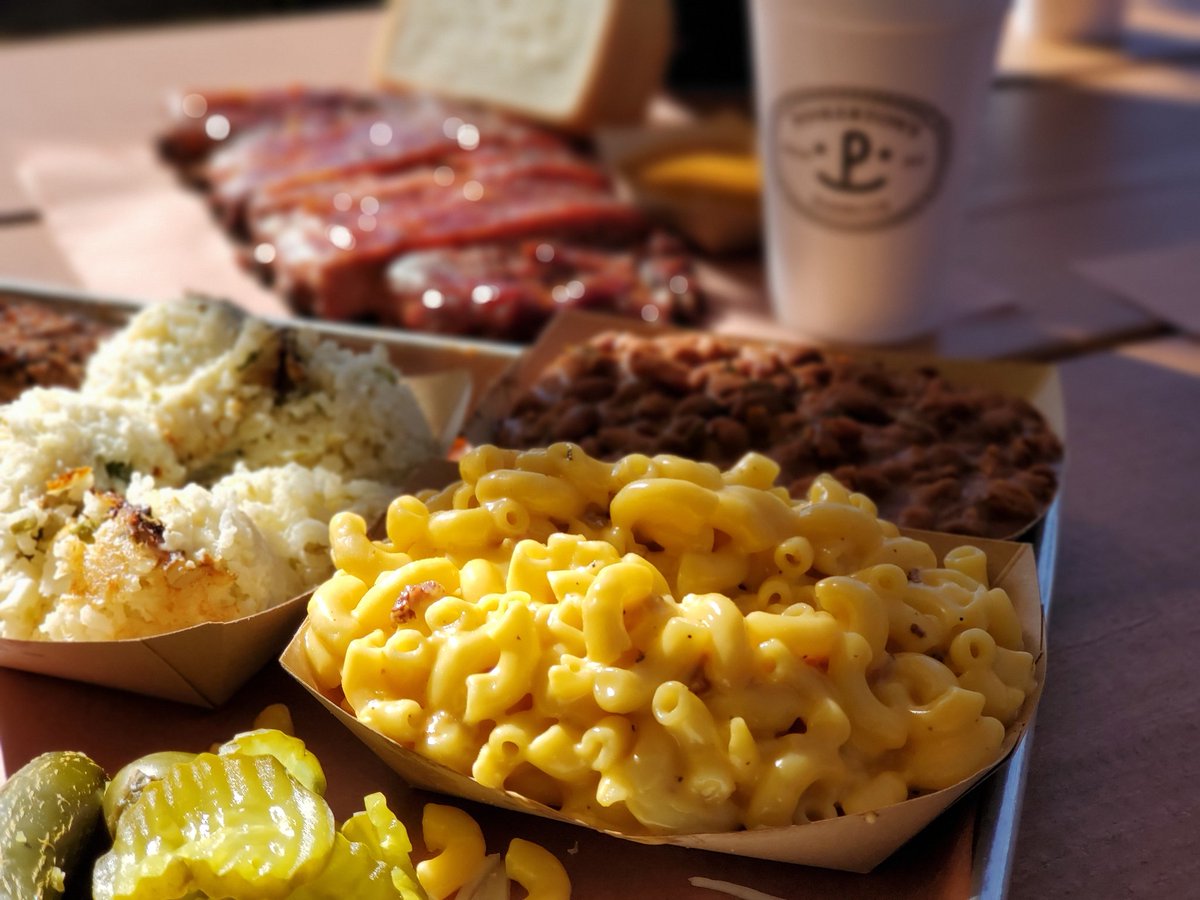 treyschowdown's tweet photo. BBQ Deliciousness π
Find out why we love @PinkertonsBBQ in Houston.
View article here! ππ
https://t.co/EE9oiCibCG
#chowwithtrey #visitfortworth #visitdallas #visitplano
#visitaustin #visitwaco #visithouston #easttexas https://t.co/UzK9sQXPDA