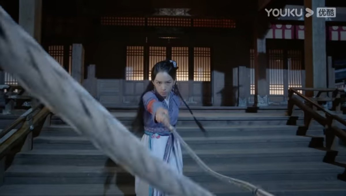  #shlspoilers two hot women fighting and one lassoes the other's waist and I cannot possibly comment on my state of mind right now!!!!!!!!