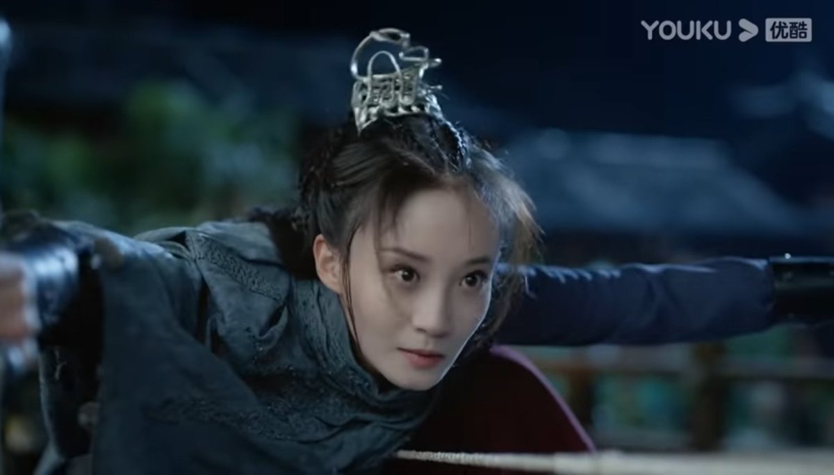  #shlspoilers two hot women fighting and one lassoes the other's waist and I cannot possibly comment on my state of mind right now!!!!!!!!