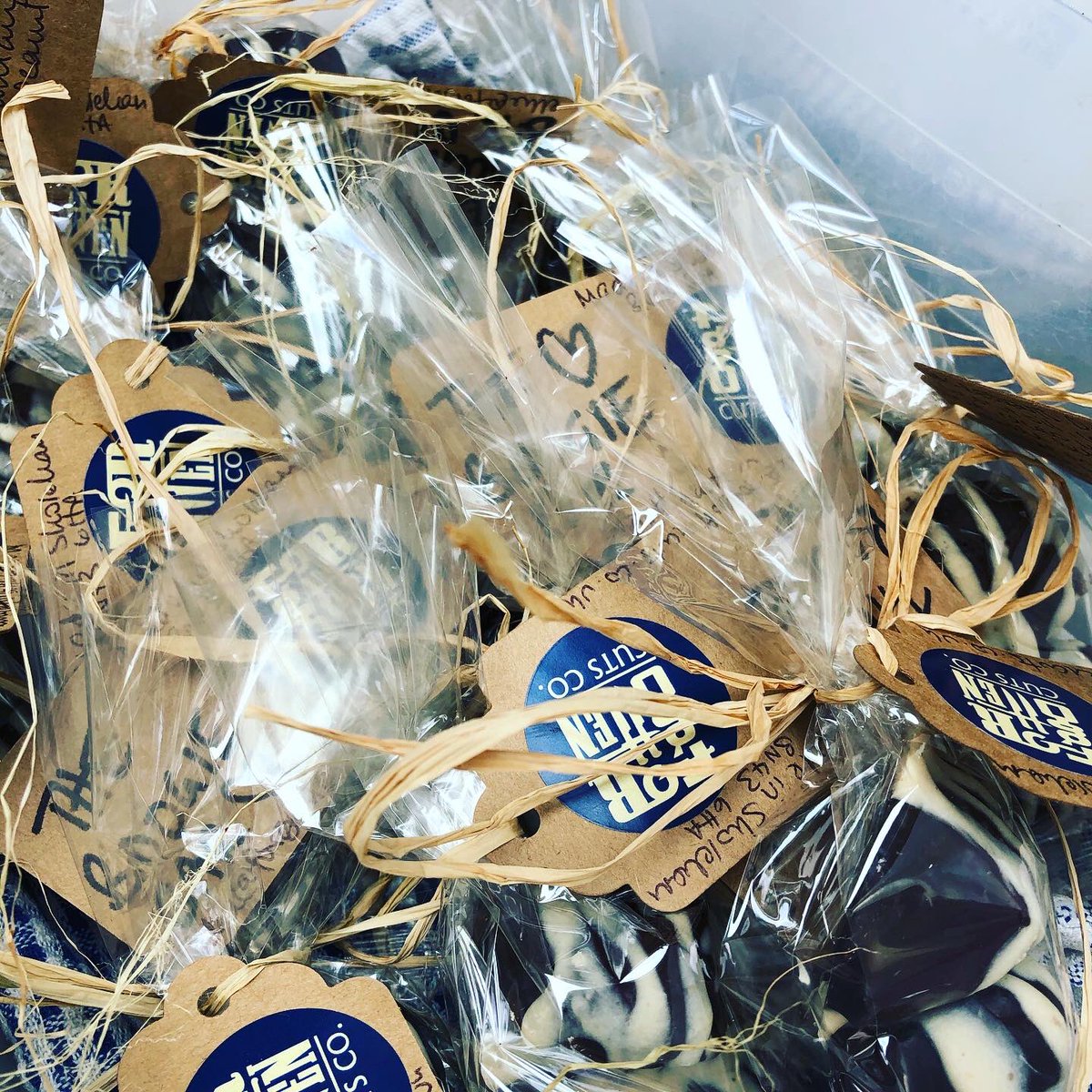 Oooh hello new sexy compostable packaging........
The Boogie bar available in <a href="/Neighbo38641812/">NeighbourhoodStore</a> now now! 
As well as the saucy favourites - Green sauce &amp; Roasted rose harissa! 
Welcome back @neighbourhoodstore_shoreham boy how we’ve missed you!