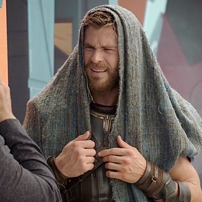 。　☆ 。　   ☆。　   ☆ ☆。　＼　　 ｜　　  ／。　☆      if Thor Odinson is    your comfort character       open this /safe ☆。　／　  ｜　　＼。　☆ 。　 ☆。 　　 。　　☆。