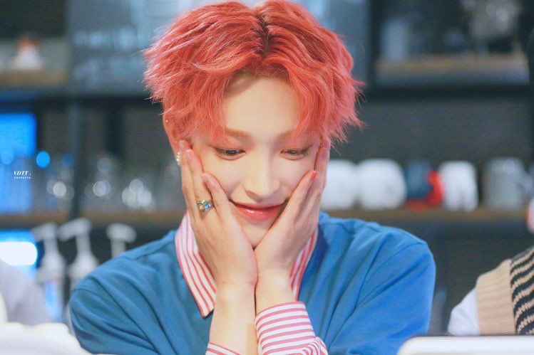 hongjoong angel send tweet #ATEEZ  #에이티즈  #STANWORLD  @ATEEZofficial