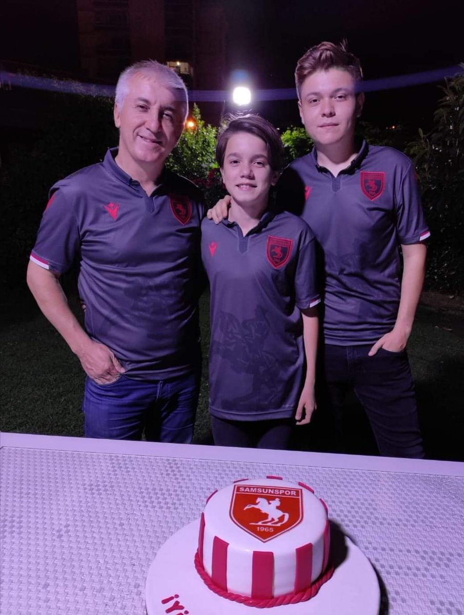 husrev555's tweet photo. Doğum günün kutlu olsun koçum benim sağlıklı mutlu huzurlu daha nice yıllara inşallah... #Years22 @YY_Samsun @ernyilmaz_55 @ForzaSamsuncom @ForzaSamsunUNI @Samsunspor https://t.co/gaKGpjd9B7