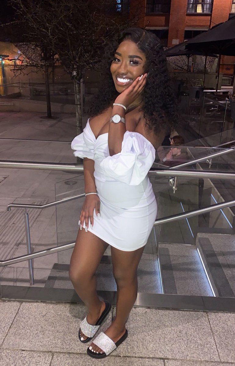 ericaama_'s tweet photo. Blessed to see another year!🥳🤍 https://t.co/eSSdlmE1gE