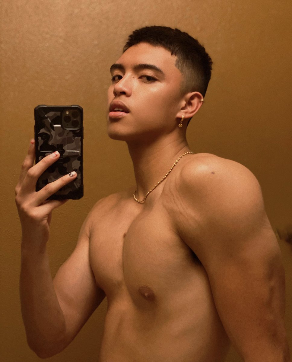 miggzz_'s tweet photo. Oh, I love the taste https://t.co/c0ViIN3u4Q