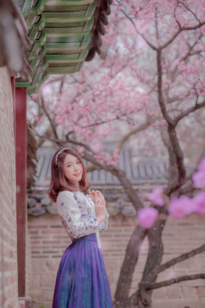 enjyu_cos's tweet photo. 너를 떠올리는 향기
🌸🌼🌸
Photo by. @CherryPie_85
━━━━━━━━━━━━━
#Korea_hanbok_challenge #한복_챌린지
#team_cherrypie🍒
#portrait #portraitphotography
#ポートレート
#Enjyu_Daily https://t.co/w9oxWjMmHn
