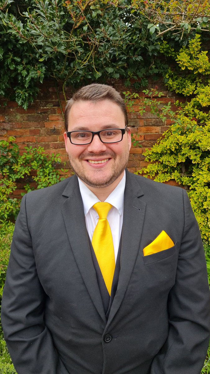 We'd like to welcome 2 of our newest team members 🌻

1. Gareth Ferbrache joined us in March as a trainee #Funeral Service Operative based in our Upton Branch. Gareth has a background in customer service and has a real passion for helping families.

#WorcestershireHour
