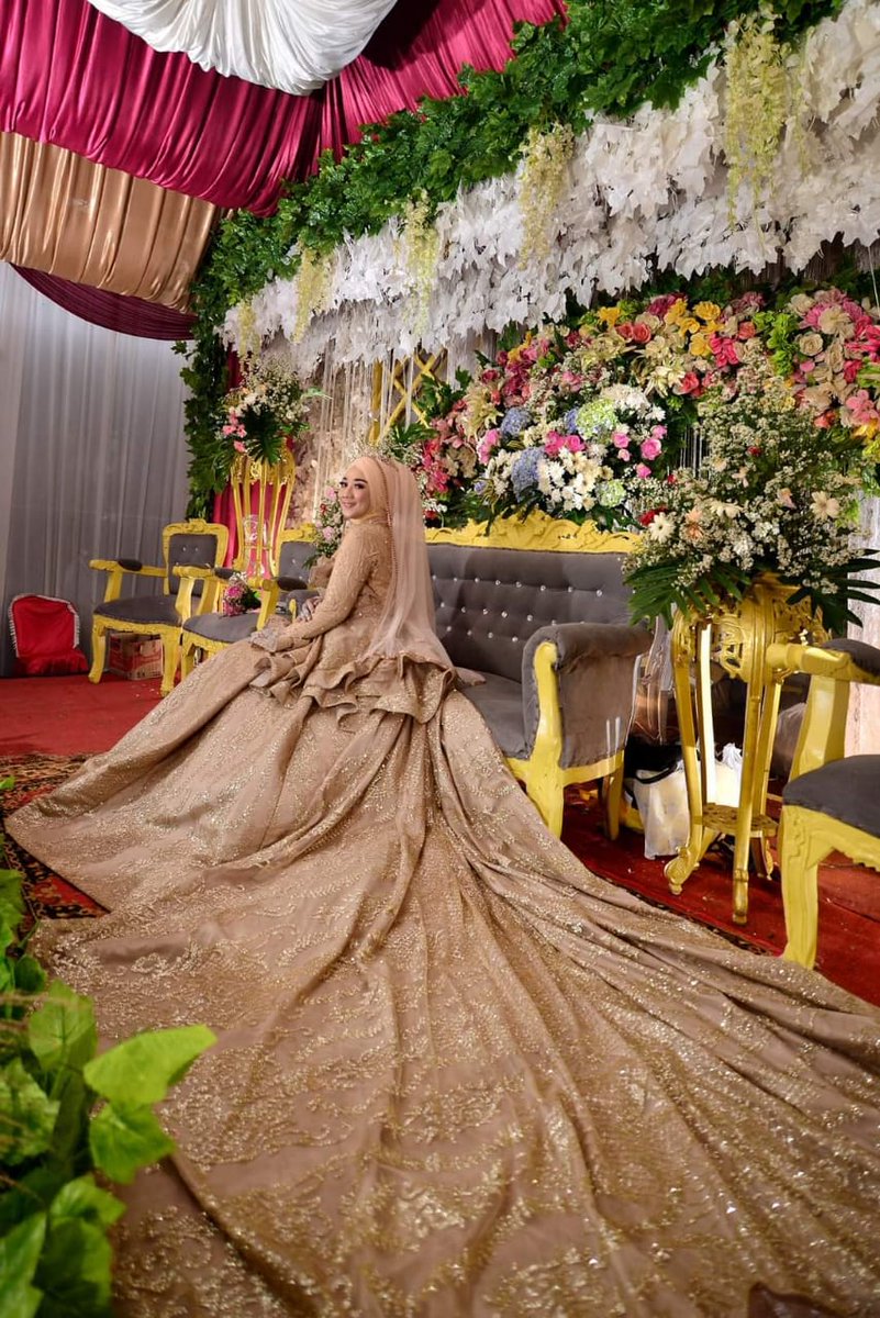 AlldoWedding 
Memukau Dan Terjangkau
Info PriceList
WA : 08986835373
IG @alldowedding
FB : Alldo WO