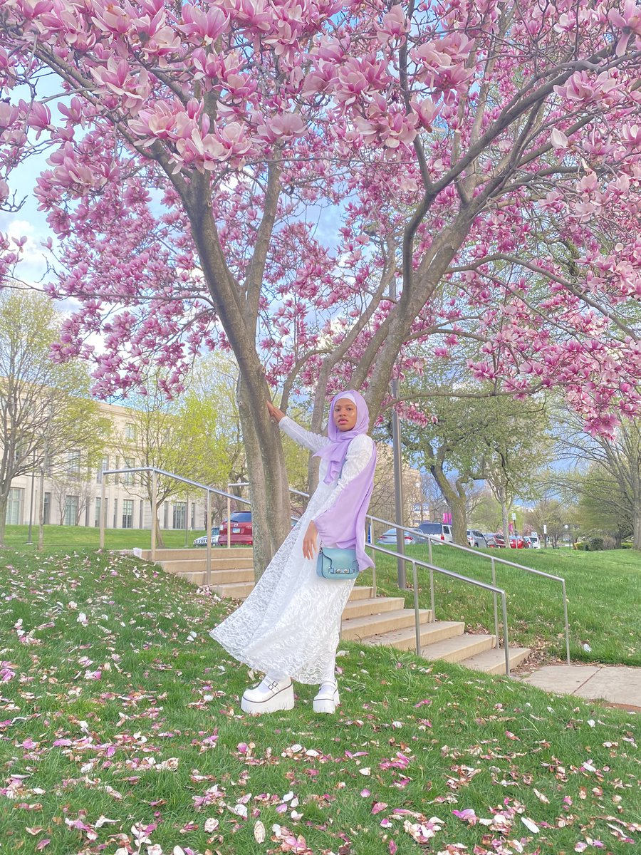 GloomyCle's tweet photo. Ramadan Mubarak! I’m 24 now. 
#Ramadan2021 #Ramadan #bdaygirl #hijabi #muslimah #spring https://t.co/Fgz1RcofIF