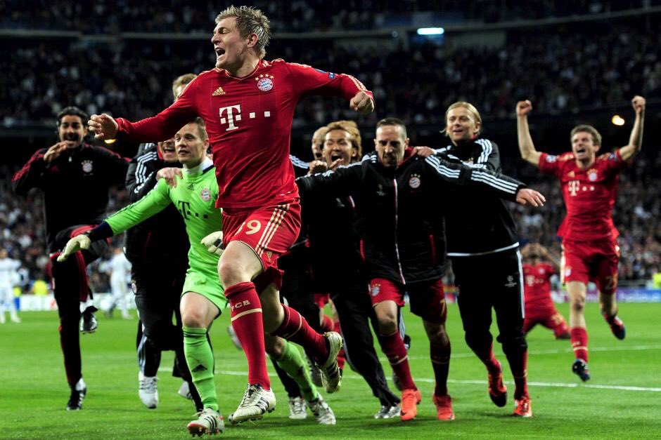 Former Bayern midifielders Toni Kroos and Bastian Schweinsteiger know of the pressures that exist at Bayern:”Bayern exists only to win, but to win in style, too. Winning 2-1 is not enough. We have to win 5-0.” Said Kroos.
