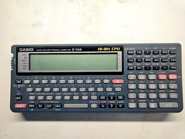 toshitada1973's tweet photo. Z-1GRとZ-1GRAの違いは、液晶のコントラストだけなんだって。ヤフオクに出てくるGRの何割かはGRAの可能性が？
#Z1GR https://t.co/15jxnCoFrB