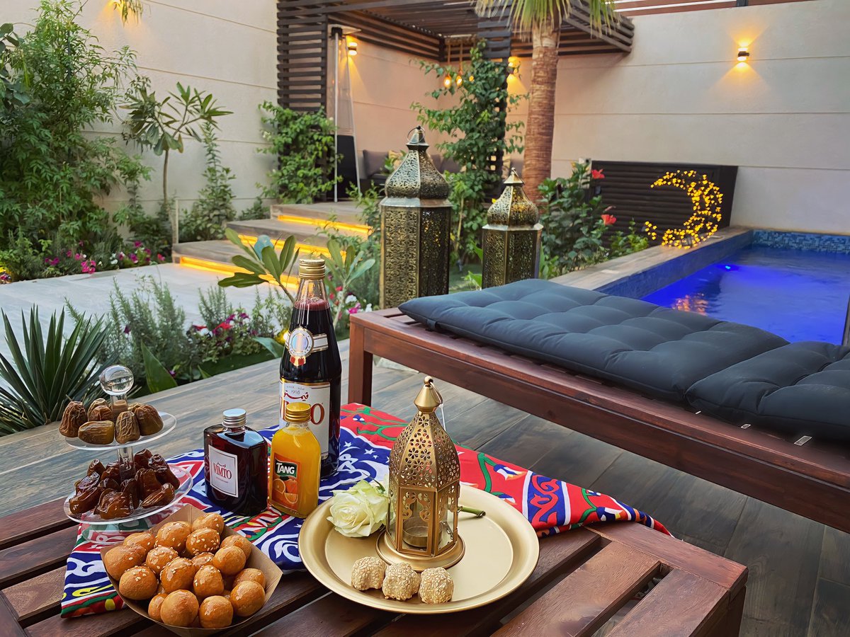Chantal_Resort's tweet photo. اللهم اهلّه علينا وعليكم بالأمن والإيمان ✨..

#رمضان_مبارك https://t.co/WWDXfdCXIW