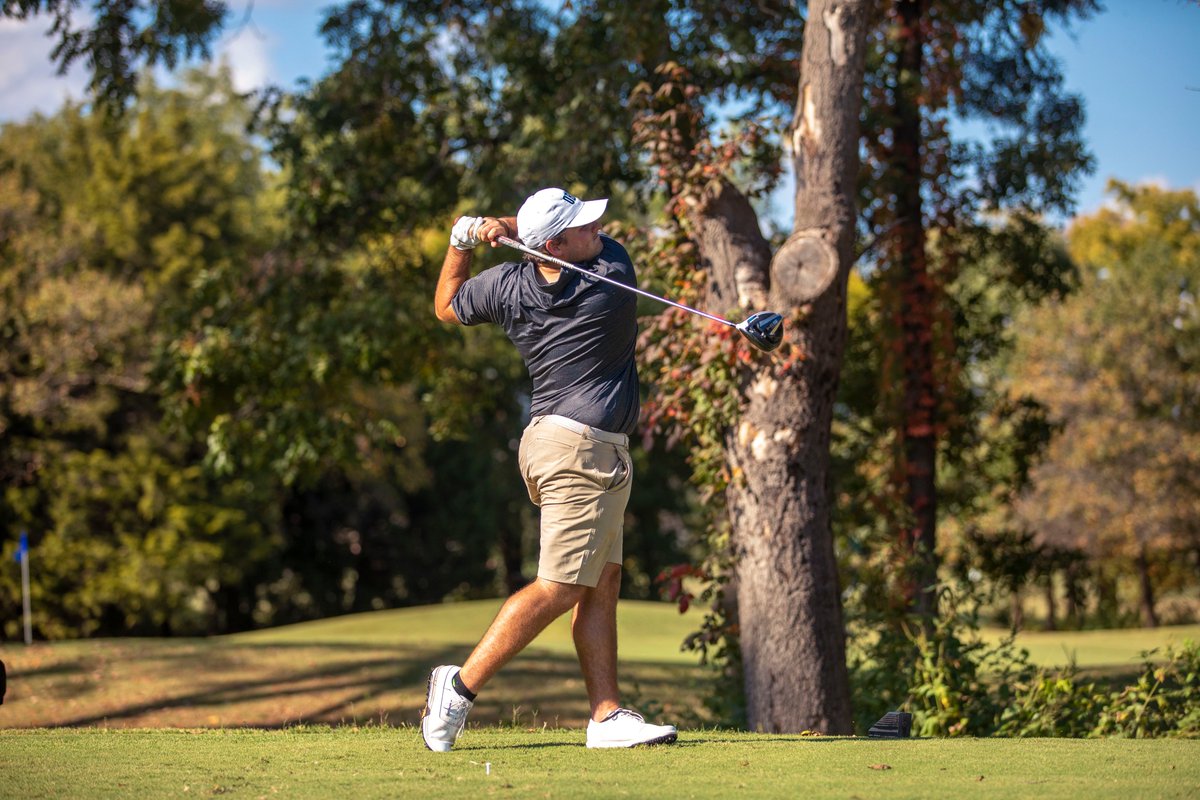 OBU_MGolf's tweet photo. Bison golfer Payton Posada leads the pack in Muskogee carding a first round 65 (-6). 🔥

#OnToVictory https://t.co/X0uvdBBMeY