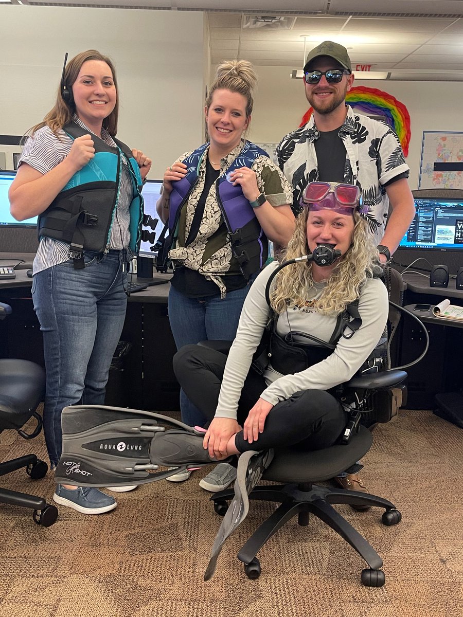 Frisco_911's tweet photo. Yesterday we kicked off National Telecommunicator Week with the theme of "Beach Day". At sea or on land we will be here for you!! #OurDispatchRocks https://t.co/v0WDDo4AiJ