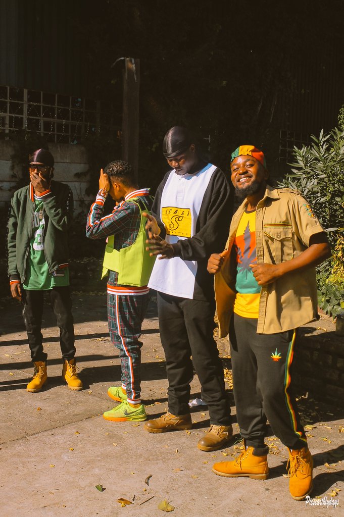 DwayneSwaggerLe's tweet photo. MW JoZi Cipher shooting with Strieds films https://t.co/vfeVStWZFd