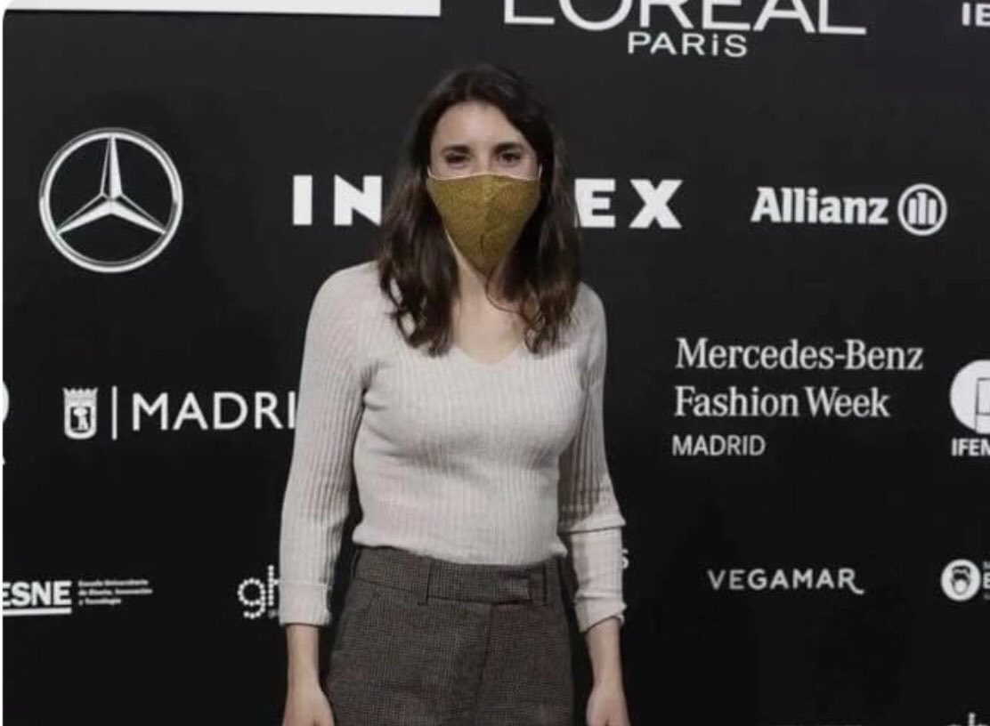 EyzVagdWUAMolhX?format=jpg&name=medium