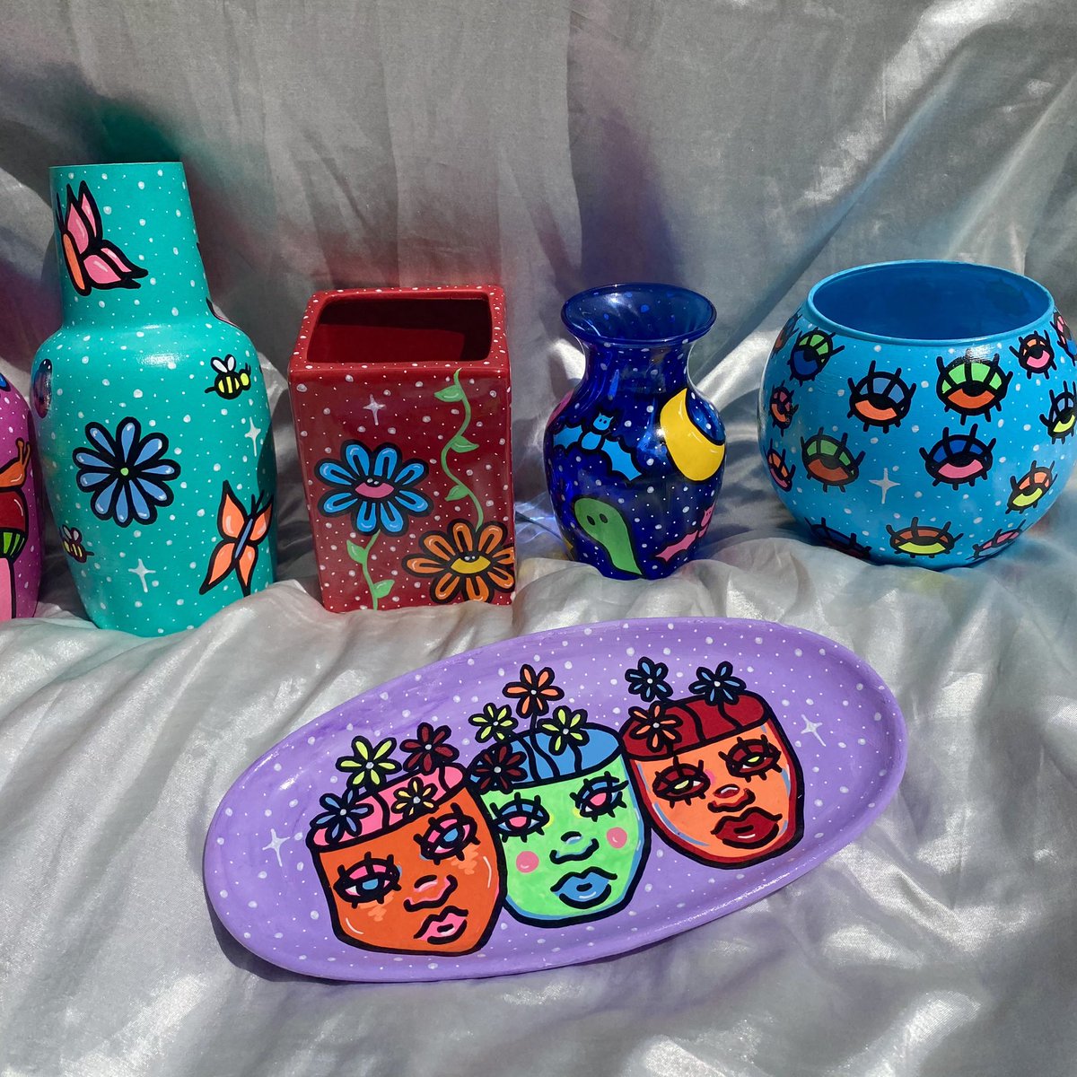 alilpickle's tweet photo. ❣️new painted vase &amp; dish collection❣️ 
available april 17th 1pm PST 🍒🌈 https://t.co/jtXYjinkSQ