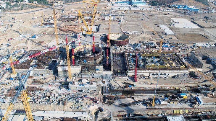 Rusya’da eğitim gören 50 Türk mühendisten, mezun olan 35’i Akkuyu’da çalışmaya başladı.

Mühendisler, A’dan Z’ye nükleer santral inşa edecek düzeye geliyor.
