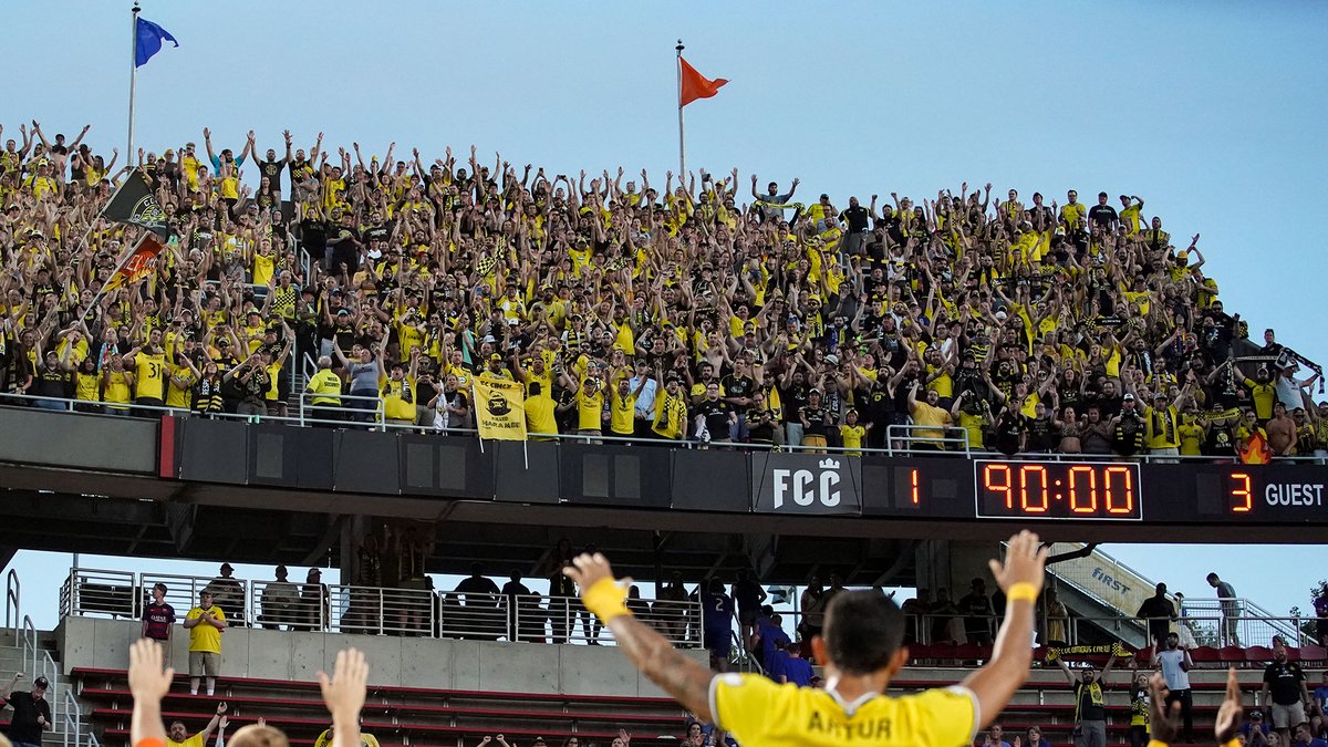 ColumbusCrew's tweet photo. @SiriusXMFC @thomasjrennie 1. We’re the original club in @MLS
2. 🗣️ IIIII can’t help falling in love with Crew 🎶
3. We’re the champs 🏆
4. @CrewStadium 😍 
5. Search #SaveTheCrew https://t.co/N3IORKo0At