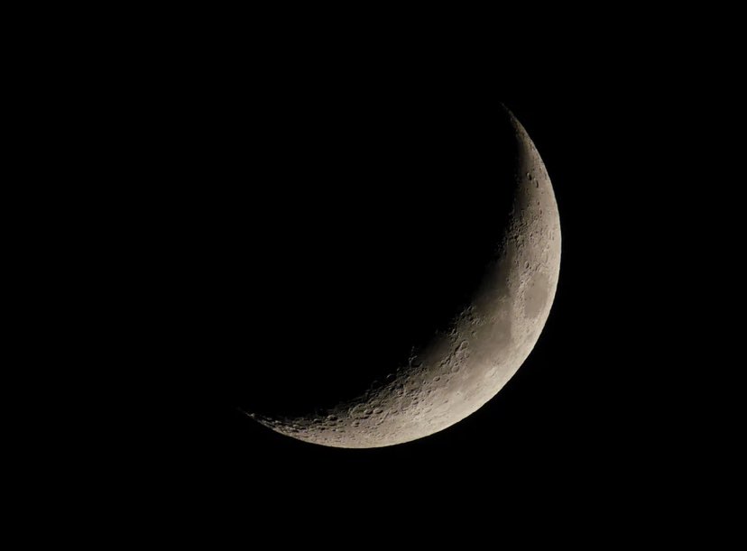 KaraMedlicott's tweet photo. Grade 2’s have been exploring how symbols can represent stories. Today some of our Muslim students shared how the crescent moon connects to Ramadan. How does sharing our stories make us a stronger community? #EdgemontCBE #EdgemontStory https://t.co/8xRIhchM1t
