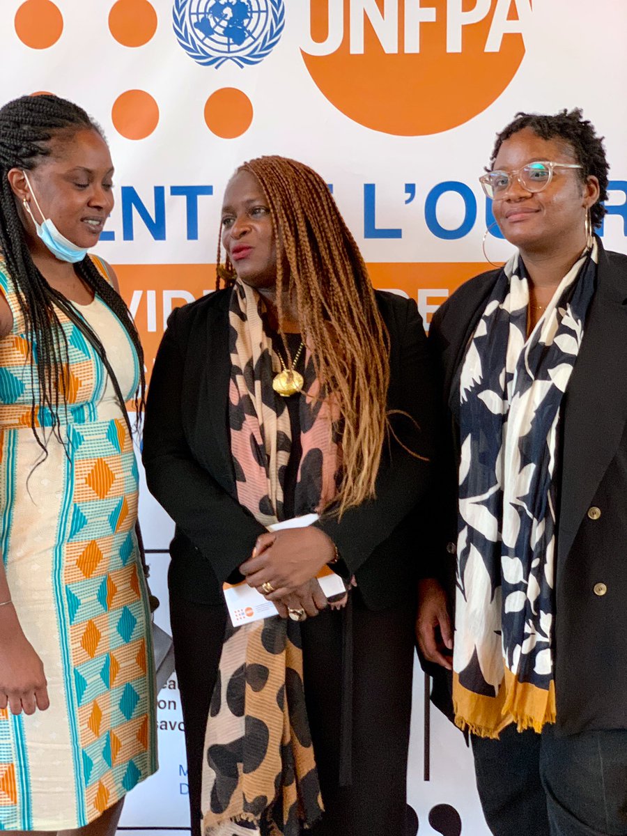 MariamTendou's tweet image. Un grand merci à la Team #Baantou pour l’ engagement! Ns croyons à la construction du #AfricaWeWant !Mes Charlie’s Angels AICHA, AWA, YASS, vs êtes précieuses!

La journée était de niveau. Merci @UNFPA_WCARO | Lancement | Ouvrage #FassE| @mabinguengom1 

#Baantou #BaantouNation