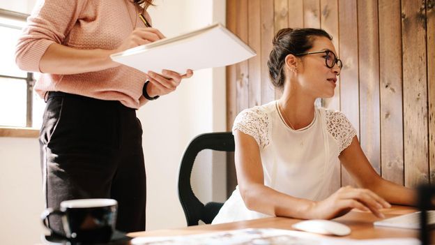 Why in-person workers may be more likely to get promoted | BBC Worklife
buff.ly/3mDvRqe
#careers #careerladder #promotion #flexibleworking #flexibleworkarrangements #WFH #workfromhome #workingfromhome #remotework #remoteworking #homeoffice