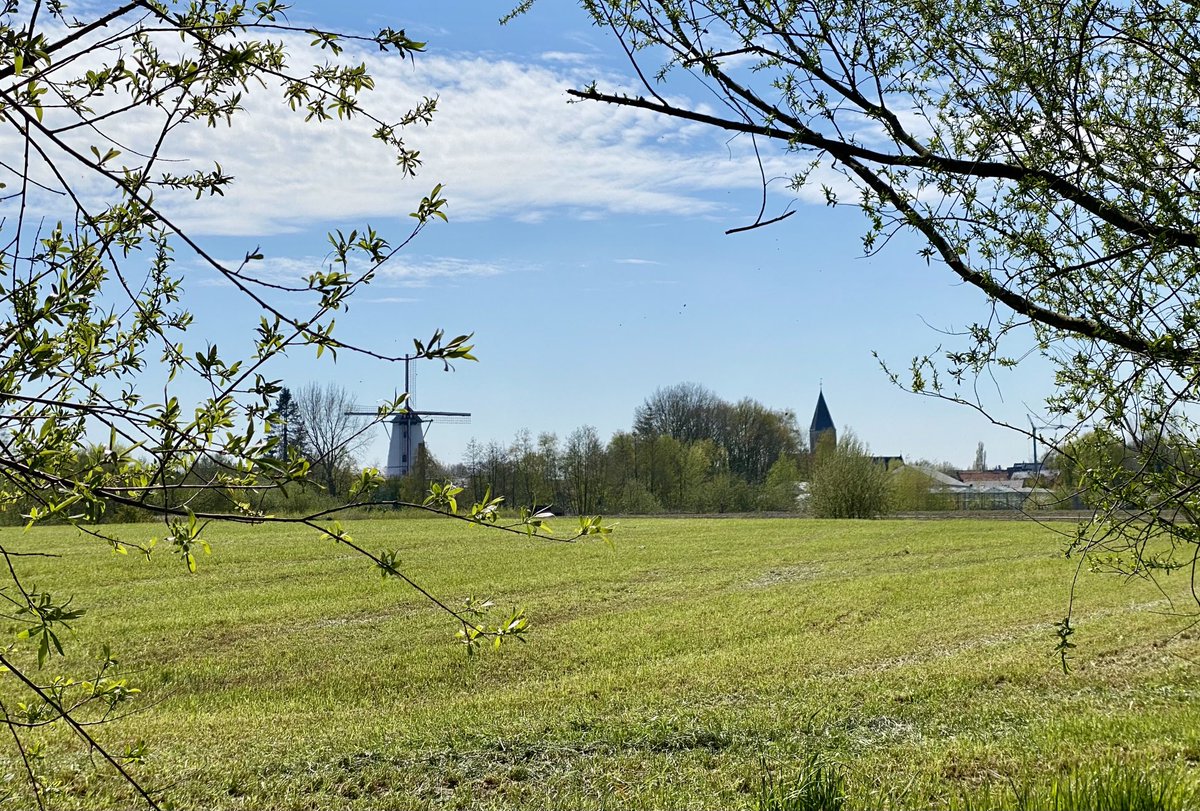 Sint-Pauwels, Waasland. 27/04/21 om 14h30 #vrtweer