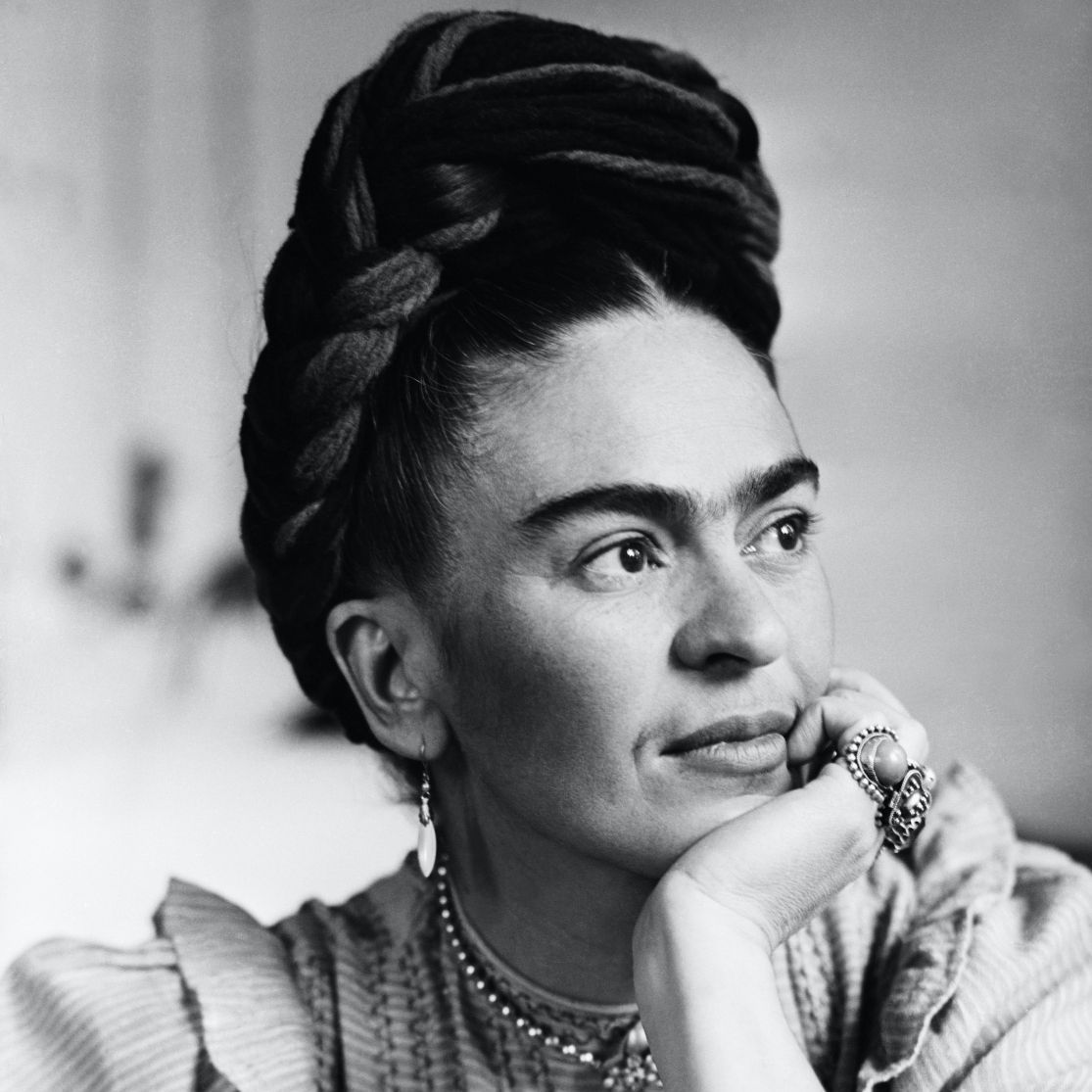 Pour les peintres, ont été citées une fois chacuneMarie Laurencin, qui était aussi poétesse, illustratrice, écrivaine...Rosa Bonheur, qui n'est pas seulement un super bar aux Buttes-Chaumont Frida Kahlo, dont je vous invite aussi à découvrir les lettres merveilleuses!