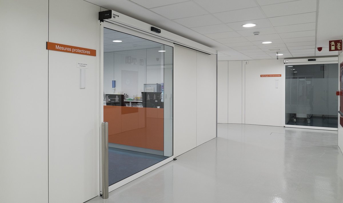 La nova unitat de diàlisi de <a href="/hbellvitge/">Hospital Universitari Bellvitge | HUB</a> està centrada en el malalt renal i les seves necessitats. El projecte ha estat possible gràcies al treball en equip a l' <a href="/icscat/">ICS. Generalitat</a> , el compromís de @PalexMedical i la energia positiva que ens transmeten els pacients @aderasociacion