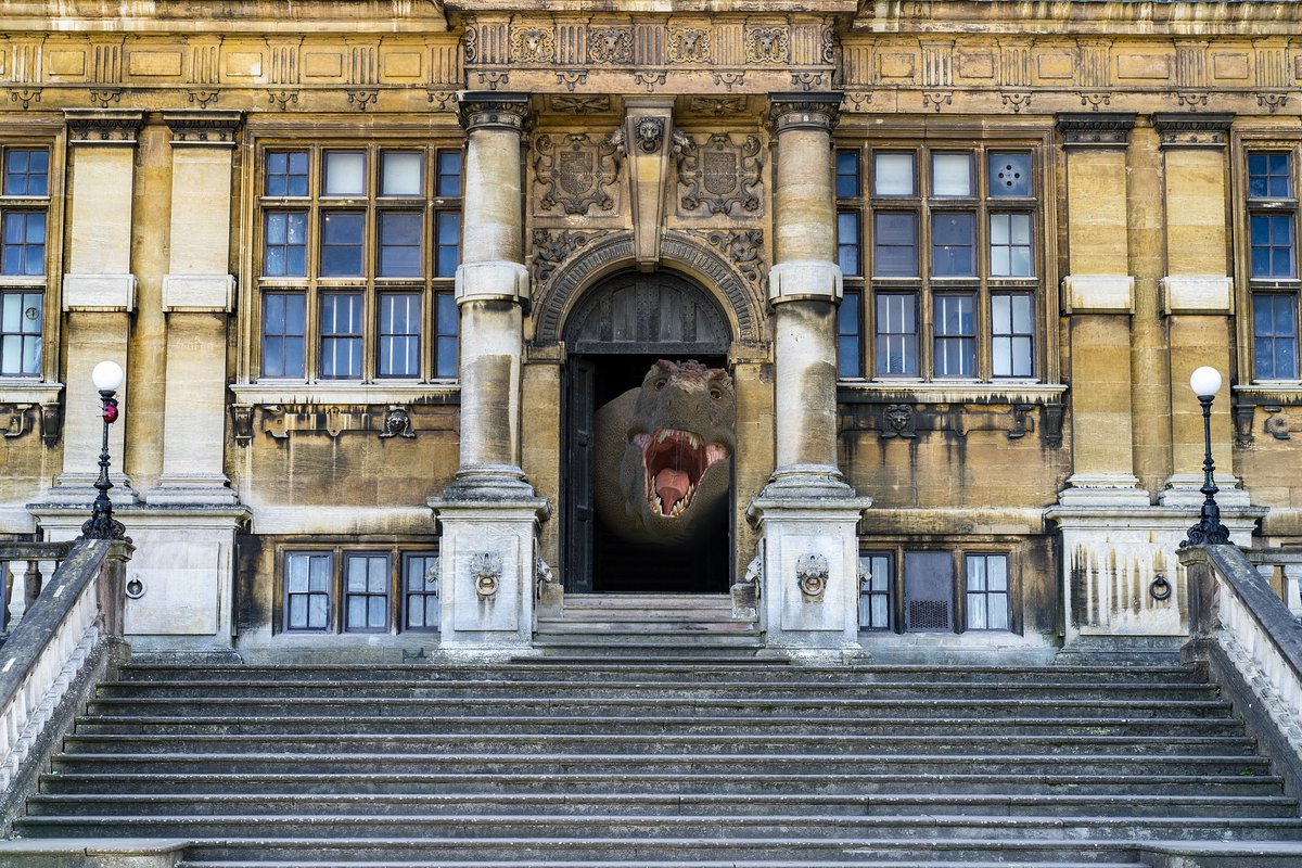 We've got some exciting news! 🦖 🎉
 
We're thrilled to announce a NEW exhibition to Wollaton Hall this summer. The first real Tyrannosaurus rex to be exhibited in England for over a century! 🦖 💯
 
Full post: bit.ly/TitusTrexIsKin…
 
🎟️ Book now at: wollatonhall.org.uk/titus