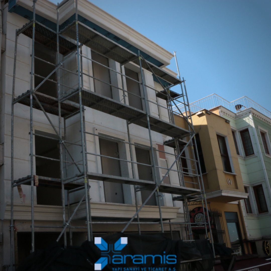 Sultanahmet Meydanı' na sadece 5 dk yüreme mesafesinde olan otel şantiyemiz devam ediyor.
Çok yakında Aramis Yapı bünyesinde hizmet vermeye başlayacaktır.