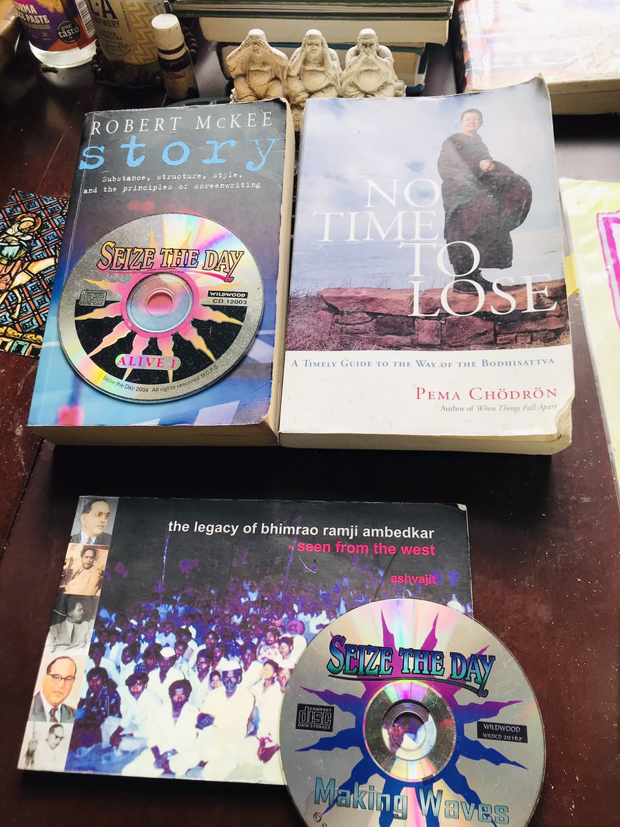 paulcrosland's tweet image. I’ve extracted this gem from a second listening to #PoetryEast meets #CharlesEisenstein(&amp;amp; paraphrased his words):
44minutes in we begin a section on Why people #GoForRefuge to #BuddhistPolitics(as understood by members of #TriratnaBuddhistCommunity);to gain a sense of #identity..