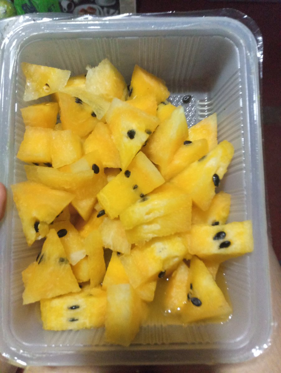 IU1621's tweet photo. Eto na po Yung pulutan hahahahaha @iu_zone @afrilu_me @leviesth
#SpaceTea https://t.co/0zkjZfuKi9