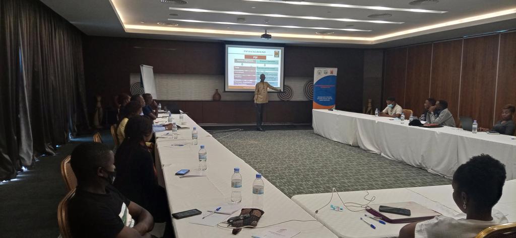 YoungEntrepreneurs tweet media