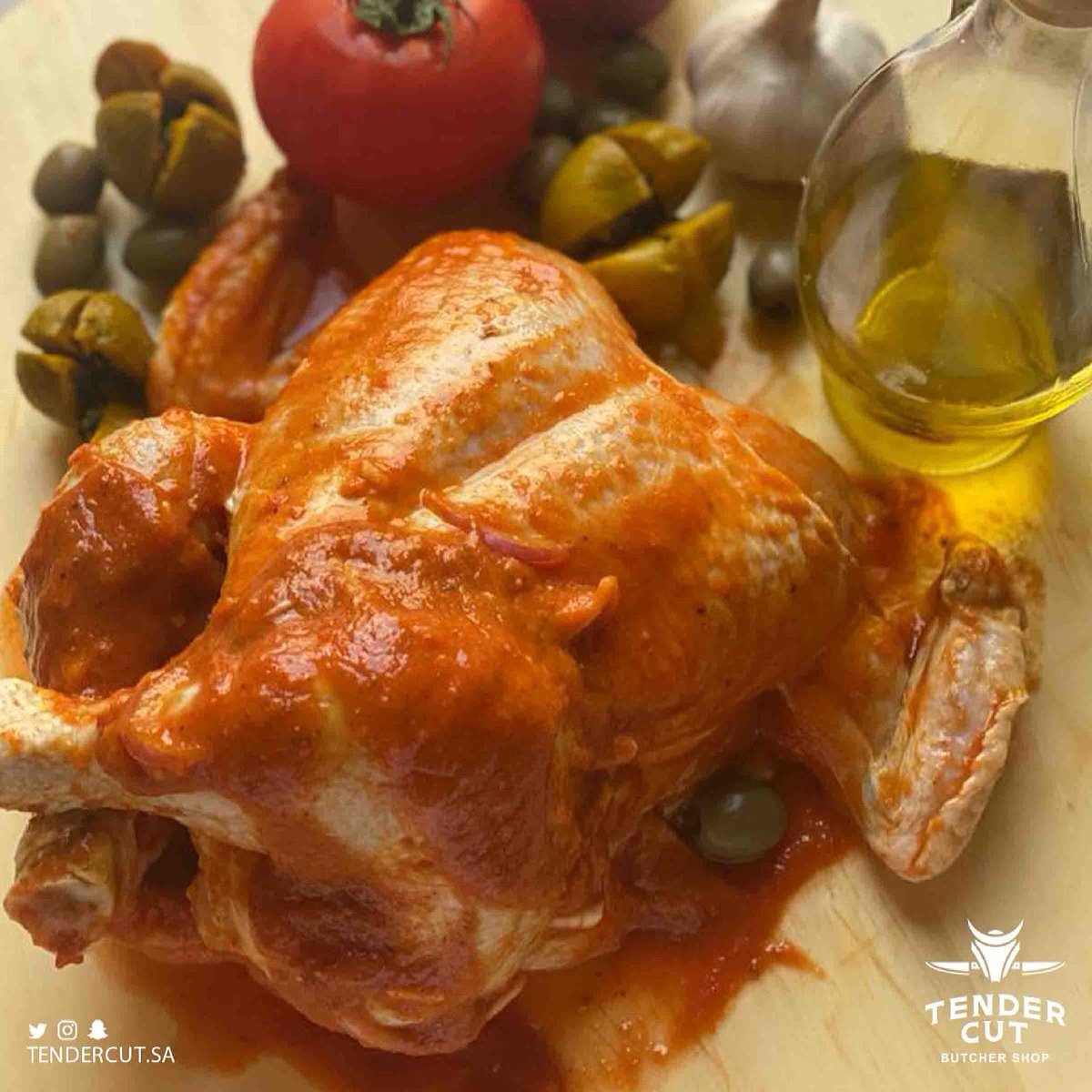 TendercutSa's tweet photo. تحب الدجاج بس ! 🥰كل الدجاج المتبل والجاھز لجلسة شواءعظیمة متوفر وتحت أمرك 😋😍🍗 

#tender_cut https://t.co/3Qpz3QofOj