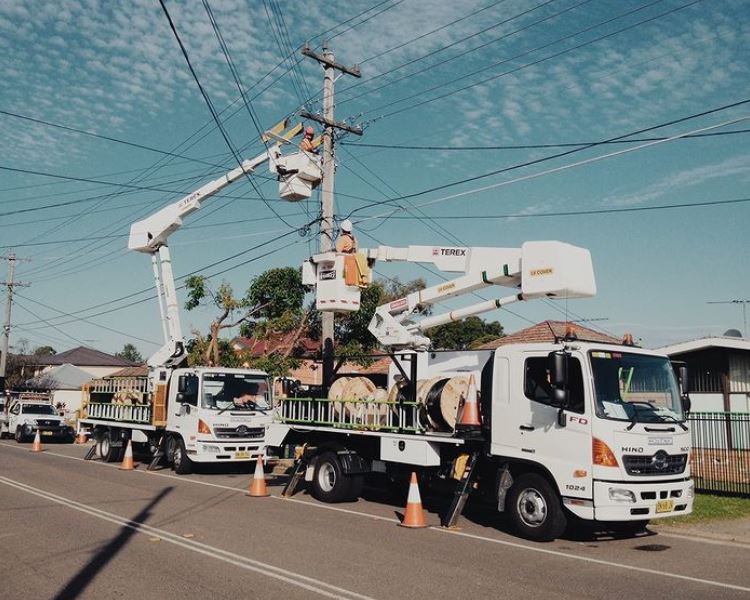 worksafe_au's tweet photo. For traffic control, cable hauling, site management, civil construction and sanitation services, Work Safe AU is your one-stop-shop! ⁠ https://t.co/zJXJOwMko3