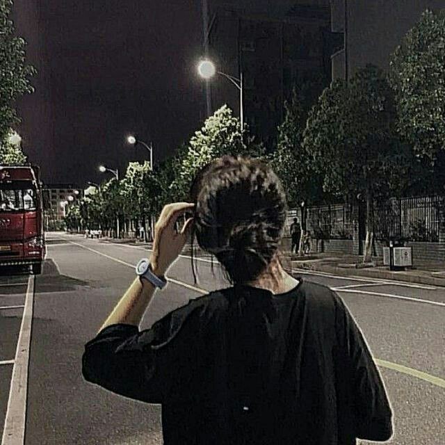 ppp hii
ku newbie nih, blh ajarin nda?

mutualan? rt/like
fmbst? dm aj sklian ajarin ak main disini huhuu #roleplayerindonesia #roleplayeraccount