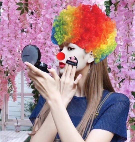 gendukie's tweet photo. what if blackpink is really attending the Met Gala ? https://t.co/fCBFEm3cVE