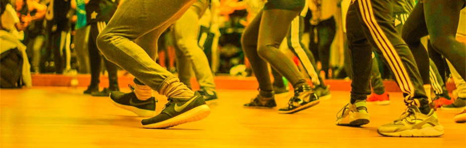 Dance Burn at City Lit Dance this Friday 10:15 - 11:15 AM ow.ly/m77m50ExZAy Get your body moving with 60 minutes of dance fitness! A mix of playful choreography with 80s and 90s music. Dance burn is a full body workout for body, mind and soul.