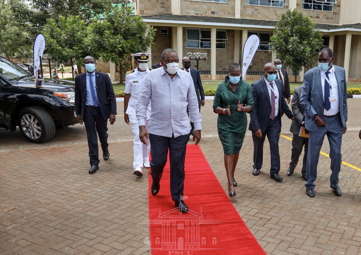 StateHouseKenya's tweet photo. 1/3 President Uhuru Kenyatta arrives at the National Geospatial Data Centre in Nairobi County to preside over the official launch of the National Land Information Management System (NLIMS). #UhuruLandRevolution https://t.co/RDYkhgOab9