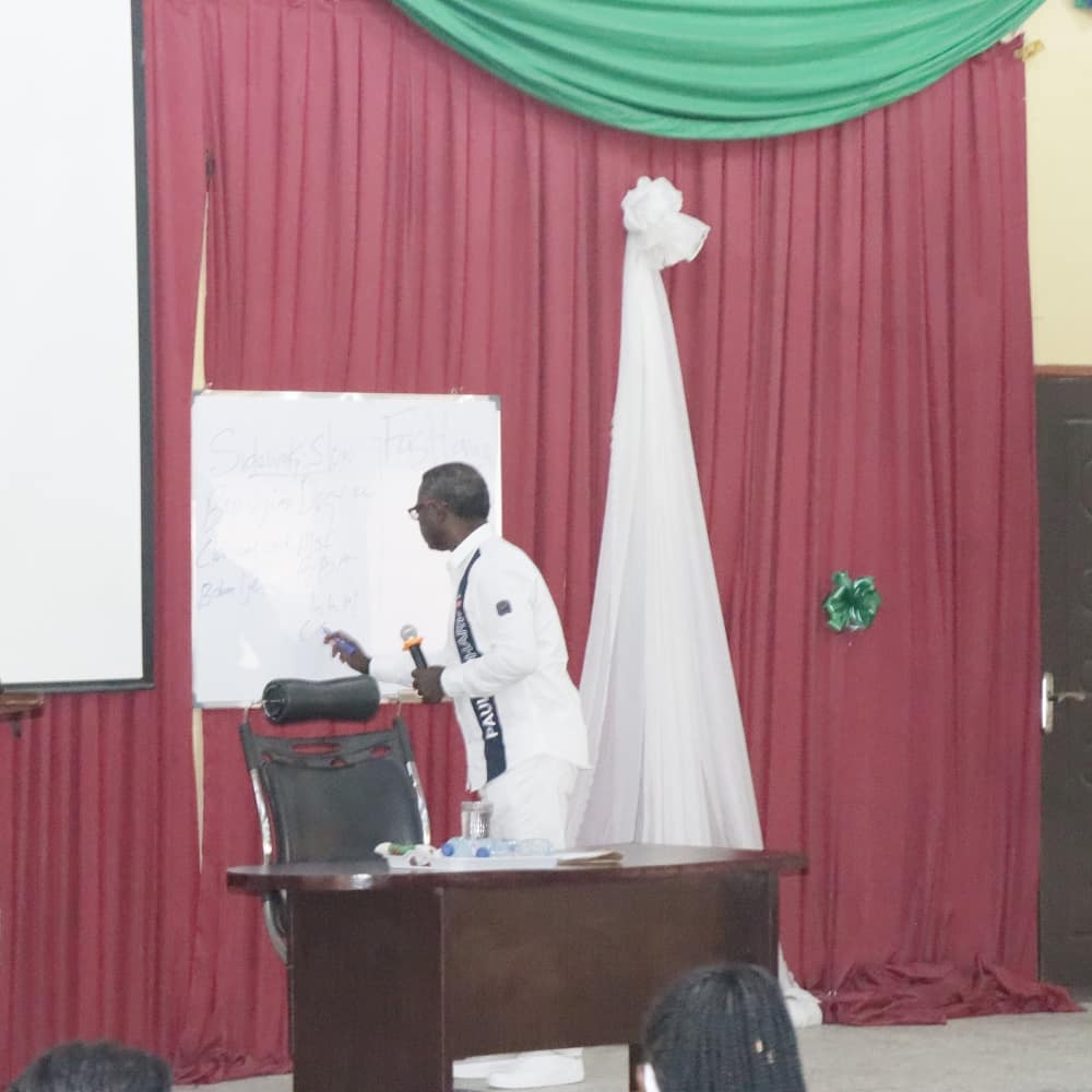 kingsuniodeomu's tweet photo. 7 WEALTHS NEEDED 

* HEALTH
* FAMILY
* FINANCE
* RELATIONSHIPS
* PHYSICAL FITNESS
* DEVOTIONAL
* MENTAL HEALTH

#KingsUniversity
#KingsAreMadeHere
#KICC
#PastorMatthew
#ChancellorLectureSeries https://t.co/glcz7uS2cQ