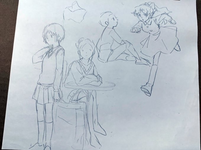 昔の練習ラクガキ続き。この頃はアナログばっかり。その後エロゲ絵を描くためデジタルの勉強し始めたから、当時と今でけっこう画風が違う😅 