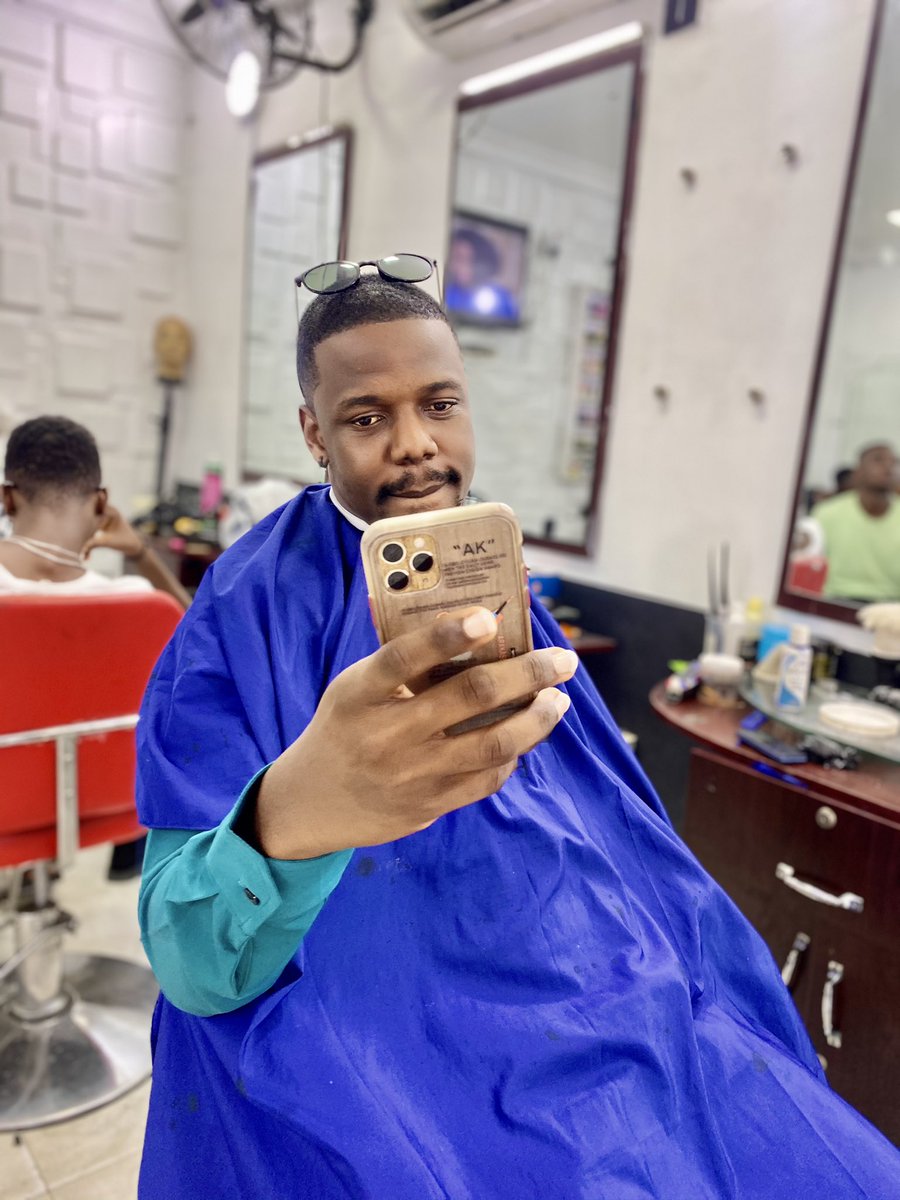 hayub_haircut's tweet photo. Customer Dada here again😁😁😁,@TheBigbimi https://t.co/FwEF3WHhHl