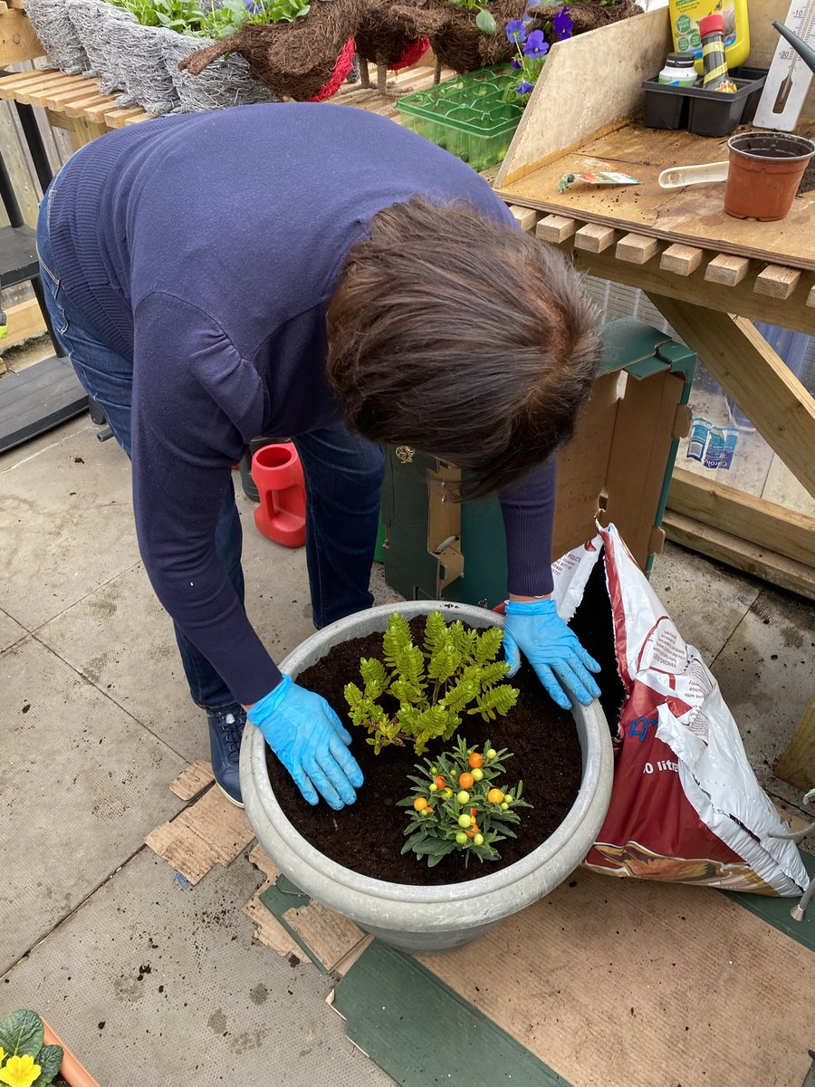 LarkhallVolGrp's tweet photo. Happy Tuesday! And Happy National Gardening Week!
To celebrate this week we are announcing that our gardening group will be starting back up officially Mid May! HOW EXCITING! 😁
#charityfamily #ldvg #activitygroup https://t.co/F8OyNqUKvX