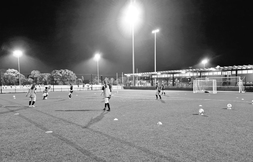 Tuesday Night Lights 💛🖤